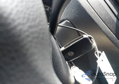 2014 Volkswagen Jetta 2.0L S z USA, uszkodzony, nr VIN 3VW2K7AJXEM391453